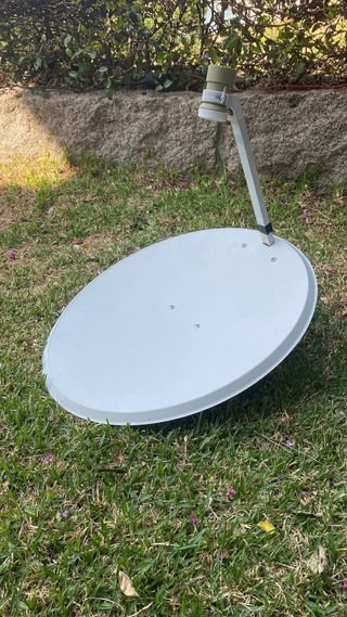 Antena Parabólica Satélite