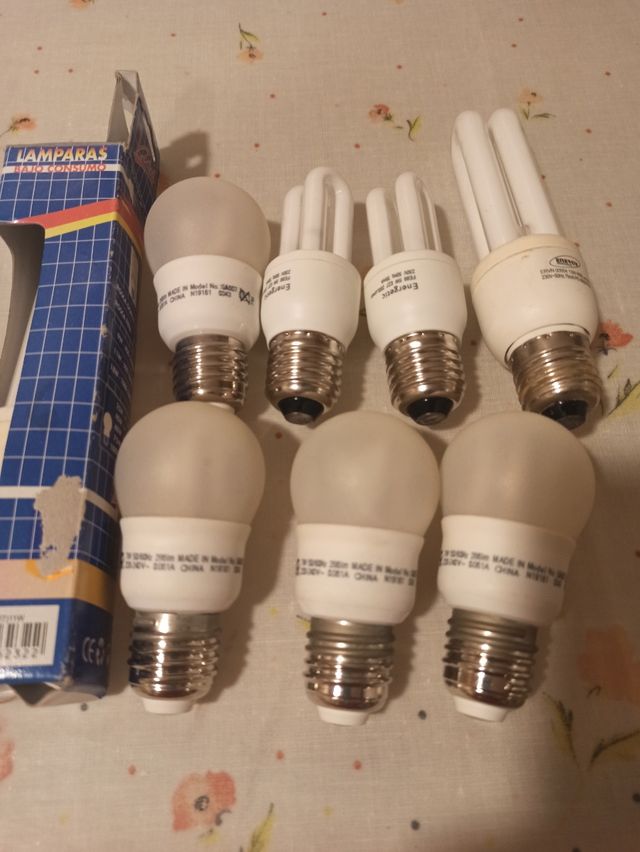 Lote de 18 Bombillas  de diferentes marcas