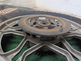 Rueda Ducati Vento 350