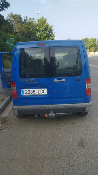 Ford Tourneo Connect 2005 se aceptan cambios 