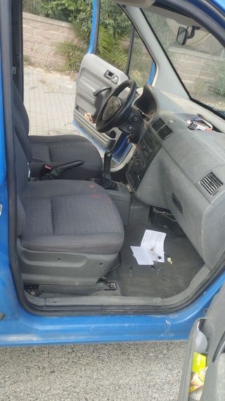 Ford Tourneo Connect 2005 se aceptan cambios 