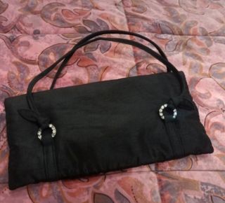 Borsetta Menbur vintage nera di stoffa e strass 
