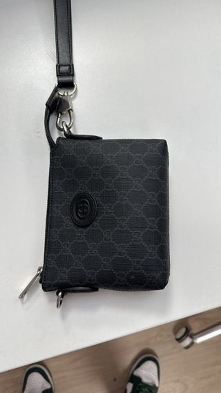 Bolso Gucci GG Supreme negro
