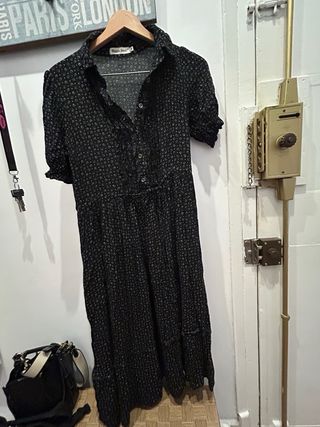 Vestido negro estampado flores