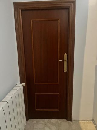 Puerta madera sapeli , tengo 7 unidades