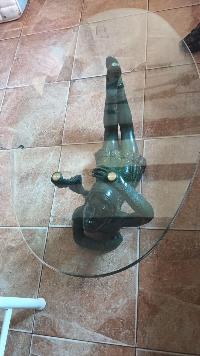 Escultura bronce verde