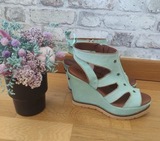 Sandalias cuña plataforma verde agua