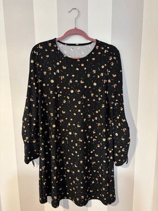 Vestido negro flores - Talla M