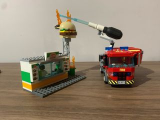 Lego City 60214 Camión de bomberos 