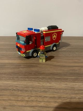 Lego City 60214 Camión de bomberos 