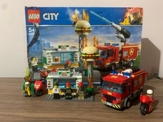 Lego City 60214 Camión de bomberos 
