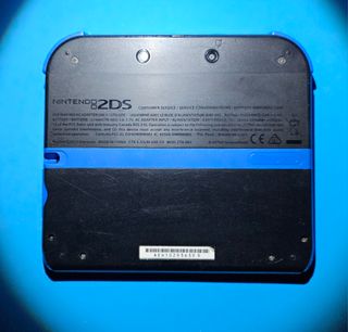 Nintendo 2DS (3DS) + Accesorios