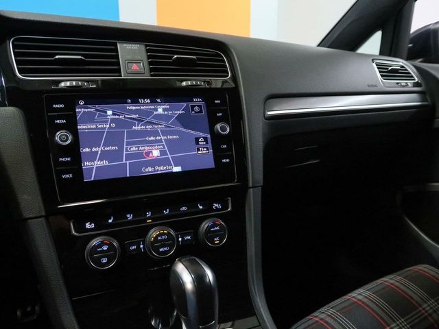 Volkswagen Golf 2.0 TSI GTI 245CV PERFORMACE