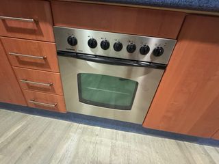 Cocina rústica madera - beige y marrón