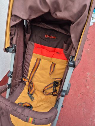 Silla paseo Cybex Onix marrón