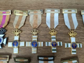 Lote 16 Medallas Militares Españolas Antiguas