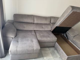 Sofá chaiselongue gris
