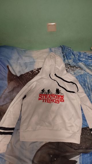 Sudadera Stranger Things s1
