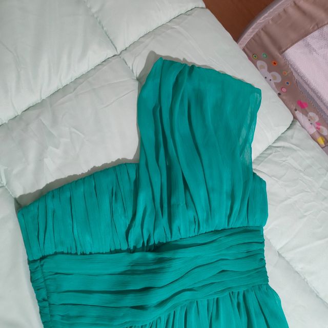 Vestido asimétrico turquesa