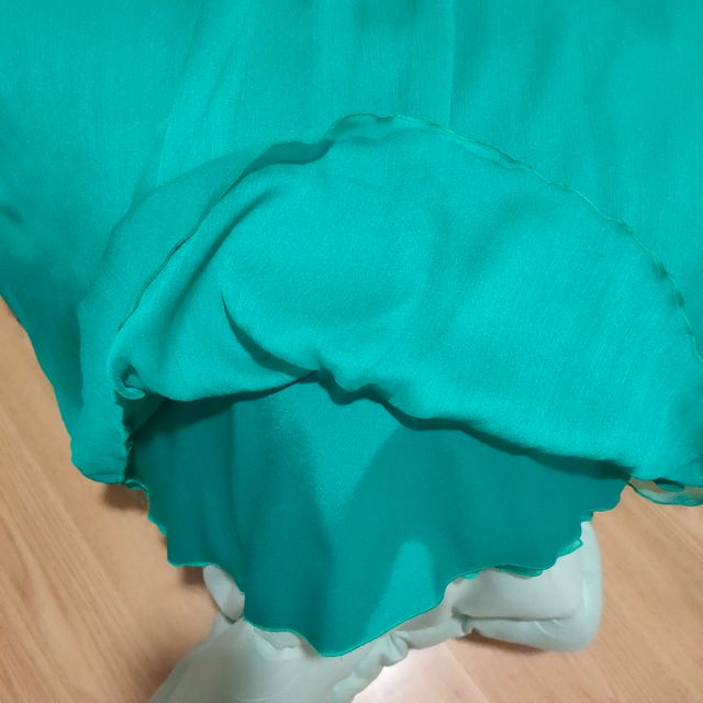 Vestido asimétrico turquesa