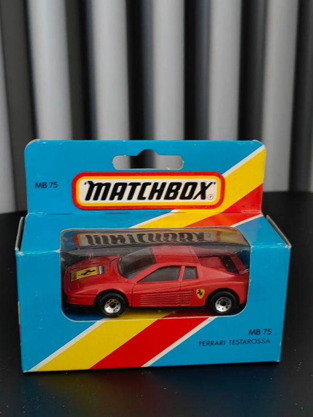 Matchbox Ferrari Testarossa MB75