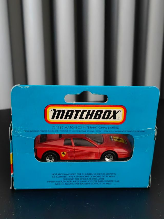 Matchbox Ferrari Testarossa MB75