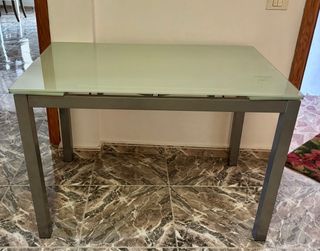Mesa cristal extensible gris