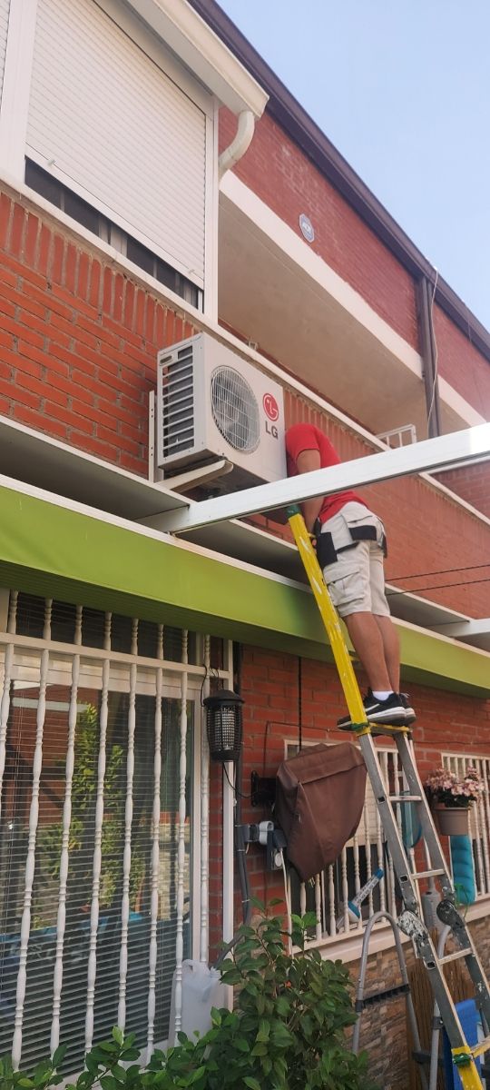 Técnico aire acondicionado bomba de calor