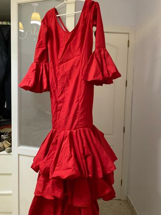 Traje gitana rojo: 2 mantones y zapatos