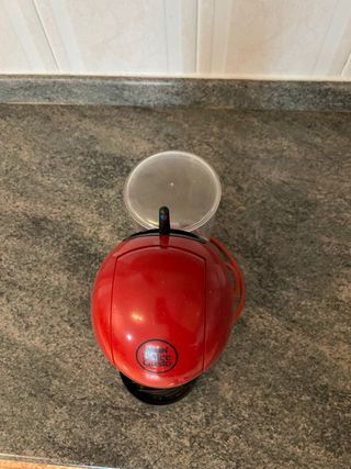 Cafetera Dolce Gusto roja