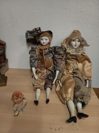Pareja de muñecas porcelana Ramón Inglés, escultor