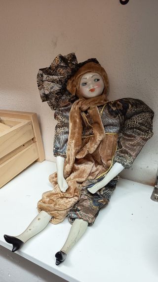 Pareja de muñecas porcelana Ramón Inglés, escultor