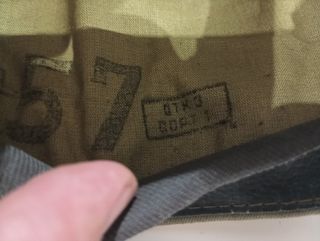 Gorra militar soviética con insignias