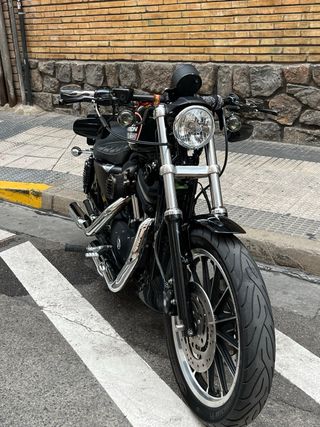 Harley Davidson 883R 