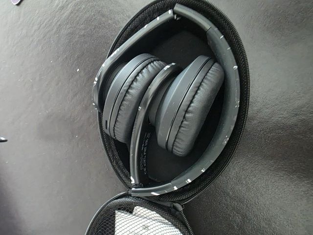 Auriculares PowerLocus inalámbricos