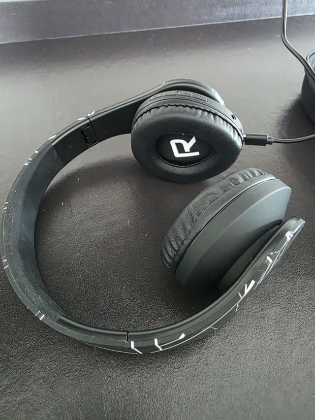 Auriculares PowerLocus inalámbricos