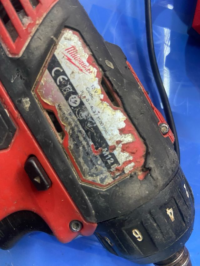 Atornillador Milwaukee