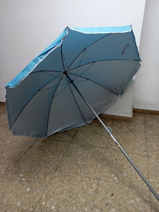 2 Sombrillas playa, diferentes tamaños