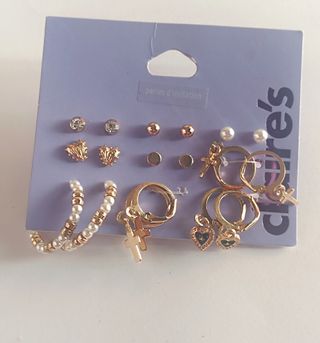 Set 9 pares pendientes Claire's