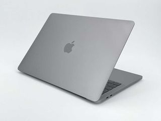MacBook Pro 13" (2018) Intel Core i7 2.7GHz 4 núcleos - SSD 256Gb - 16GB RAM - Gris Espacial