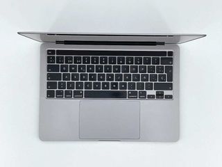 MacBook Pro 13" (2018) Intel Core i7 2.7GHz 4 núcleos - SSD 256Gb - 16GB RAM - Gris Espacial