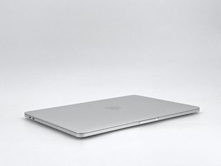 MacBook Pro 13" (2016) Intel Core i5 2.9GHz 2 núcleos - SSD 256GB - 16GB RAM  - Plata