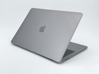 MacBook Pro 13" (2019) Intel Core i5 2.4GHz 4 núcleos - SSD 512GB - 8GB RAM