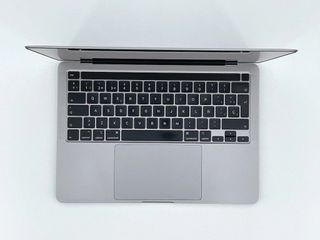 MacBook Pro 13" (2018) Intel Core i5 2.3GHz 4 núcleos - SSD 512Gb - 16GB RAM - Gris Espacial