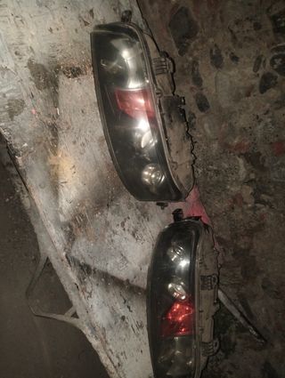 Fari anteriori Fiat Punto