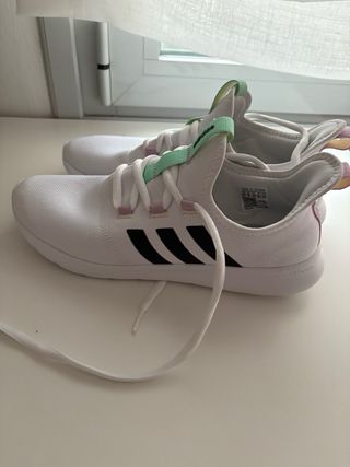 Zapatillas Adidas blancas