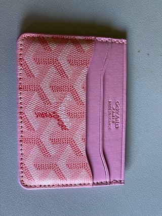 Tarjetero Goyard rosa
