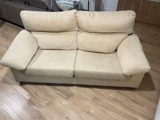 Sofá beige 2 plazas