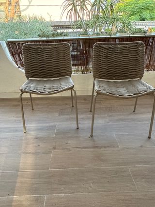 2 sillas de exterior beige - metal y mimbre