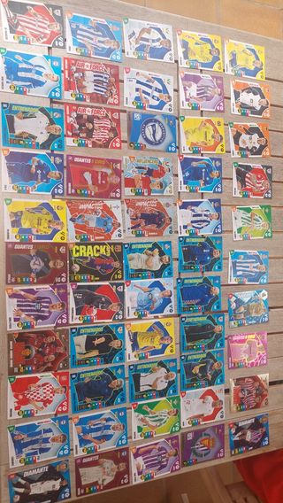 Cromos Adrenalyn XL 24-25